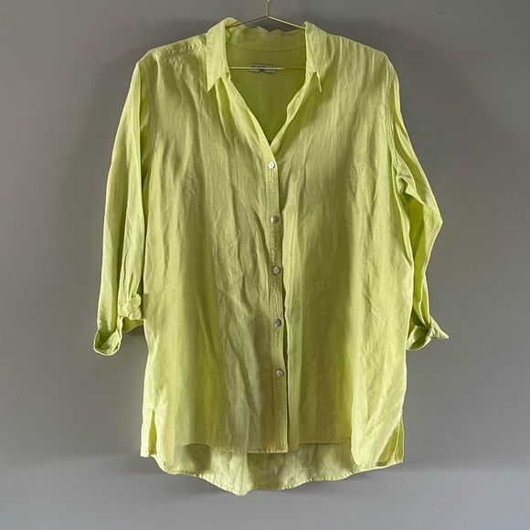 The Eagle’s Eye Woman Button Down Shirt - Picture 7 of 7